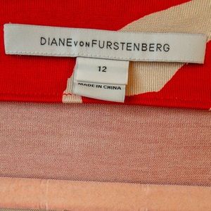 Diane Von Furstenberg Dresses - Diane von Furstenberg Dk Orange 100% Silk Wrap Diane Von Furstenberg Dresses - Diane von Furstenberg Dk Orange 100% Silk Wrap